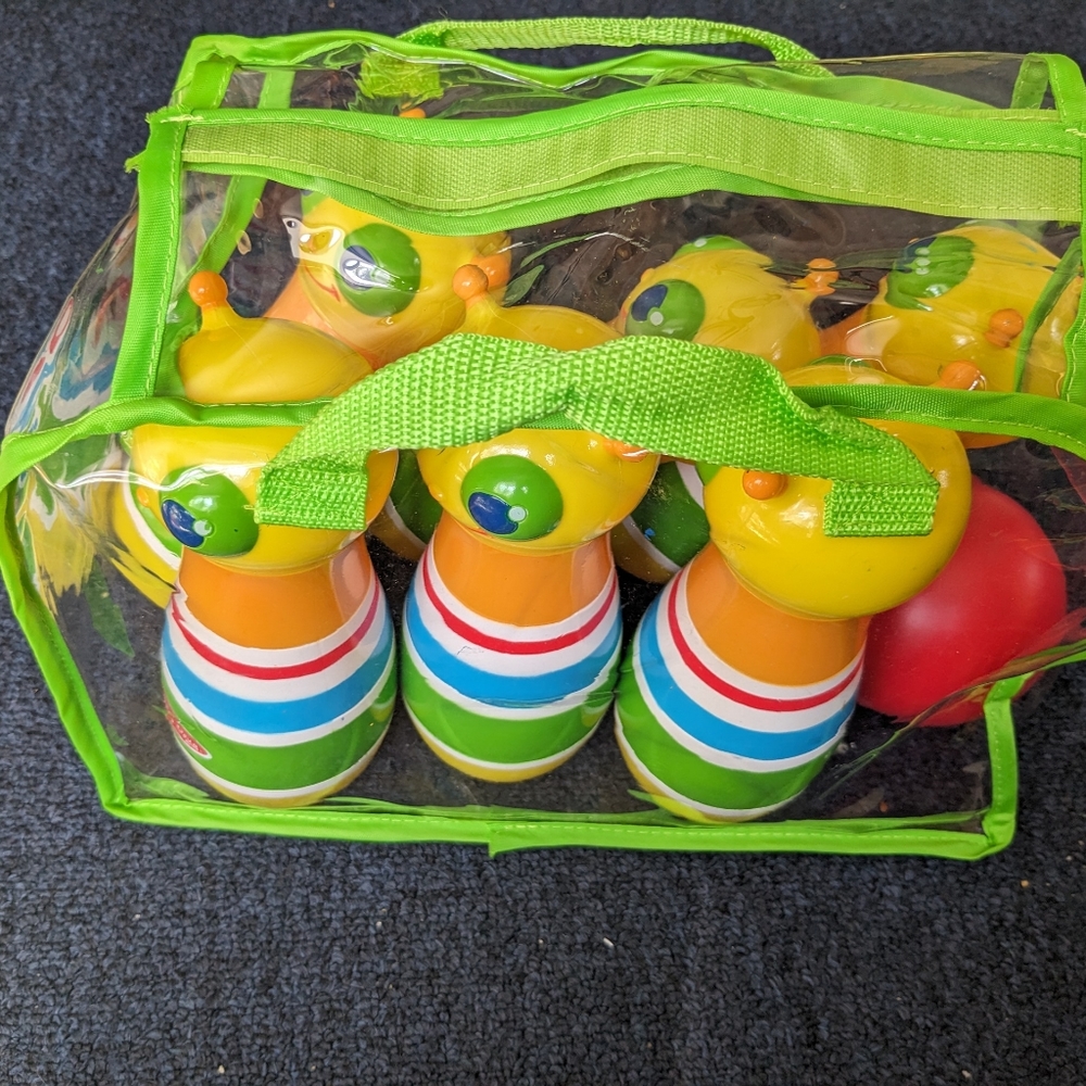 Melissa and Doug bowling set